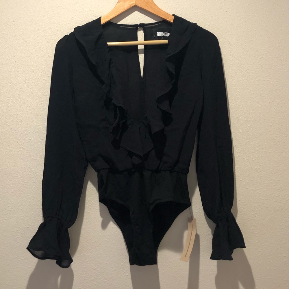 NWOT REFORMATION Penny Bodysuit in Black S…